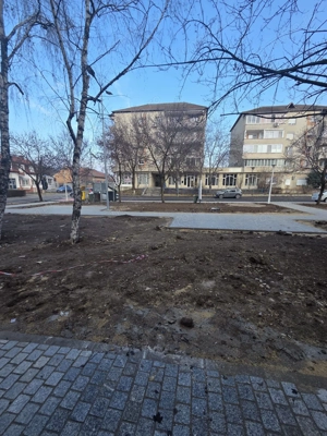 Apartament 2 camere decomandat-zona Spitalul Judetean-129.000 euro neg