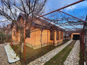 Casa Santandrei, zona linistita, gaz,curent,apa,teren 550 mp-219000Eur - imagine 4