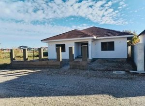 Casa noua, 4 camere,semifinisata, zona Grigorescu- 243.000 euro neg