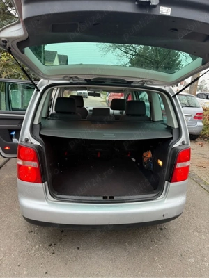 Touran de dezmembrat - imagine 2