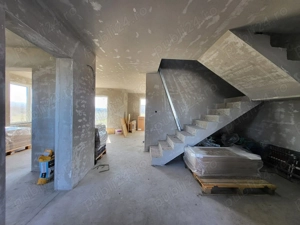 Casă de vânzare jucu de mijloc  - imagine 3