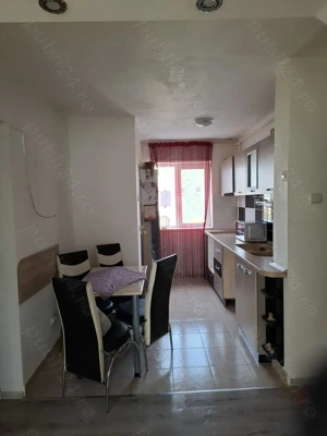 Vand apartament cu trei camere  - imagine 2