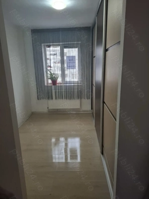 Vand apartament cu trei camere  - imagine 3