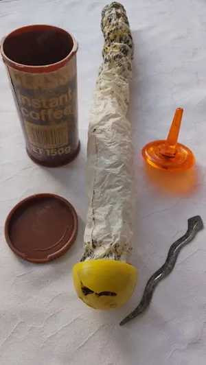 Set Jucării Vintage: Farsă Cafea + Joc Magnetic cu Șină Metalică  