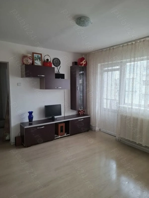Vand apartament cu trei camere  - imagine 8