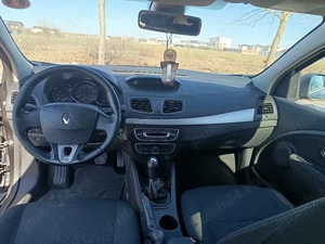 Vând Renault Fluence  - imagine 4