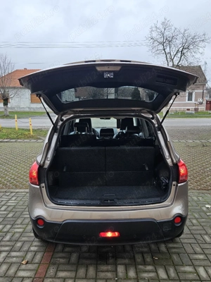 Nissan Quashqai +2 -An 2009.11- 2.0(Benzină), 141 Cai, 147.000 Km, 7 locuri, Transmisie manuală - imagine 5