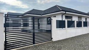 Casă spațioasă de vanzare, cu 4 camere, 120 mp, zona Unirea