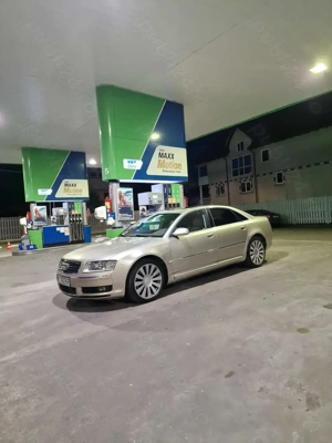 Audi A8 V8 4.0 biturbo 