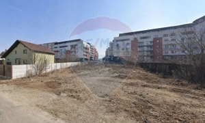 Teren de închiriat–700 mp –Tractorul, Brașov | Str. Christian Pomarius - imagine 2