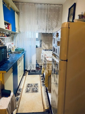 Apartament cu 1 camera,decomandat, centrala proprie,Buziasului - imagine 6