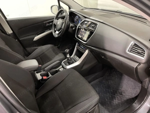Suzuki SX4 S-Cross - imagine 10