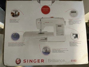 Mașină de cusut briliance