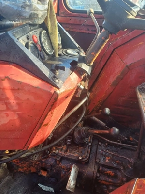 Tractor universal U445 - imagine 6