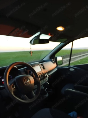 Vand opel vivaro stare excelenta proprietar.  - imagine 11