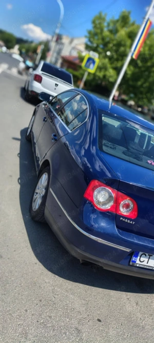 Vând Volkswagen Passat B6  - imagine 3