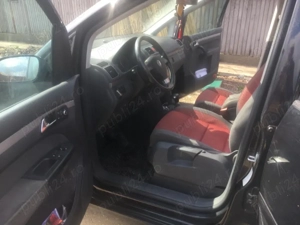 Vand Vw Touran sau schimb cu 4x4 - imagine 3