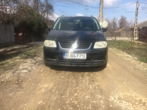 Vand Vw Touran sau schimb cu 4x4 - imagine 2