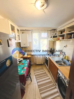 Apartament 2 camere – Zonǎ Centrală,etaj 3 - imagine 5