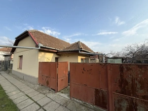 Casa individuala, 885 mp teren, pozitie excelenta - Ciarda Rosie