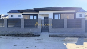 Casa individuala_teren 370 mp_4 camere_ PANOURI FOTO_strada asfaltata_statie STV - imagine 4