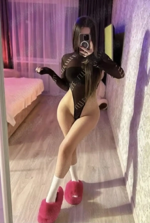 bună sunt nouă în orașul tău pentru câteva zile!!