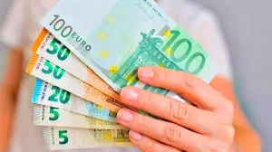 OFERIM ÎMPRUMUTURI întreprinderilor, imobiliarelor, agriculturii, industriei și companiilor străine.