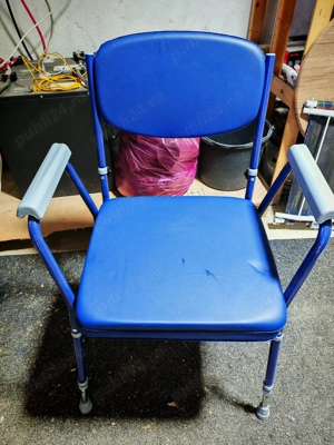 Scaun toaletă din otel