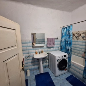 Bocsa Montana, Casa mare la strada principala - imagine 5