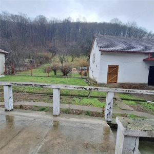 Bocsa Montana, Casa mare la strada principala - imagine 14