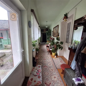 Bocsa Montana, Casa mare la strada principala - imagine 20