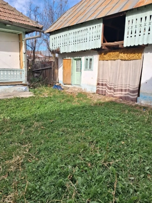 Casă cu teren 1800 mp în cartierul Lapos Dărmănești Bacau  - imagine 6