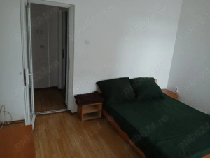 Închiriez apartament la casă - imagine 4