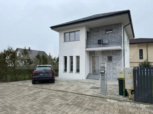 Casa individuala zona rezidentiala, 126 mp construiți ,380 mp teren zona Tisauti