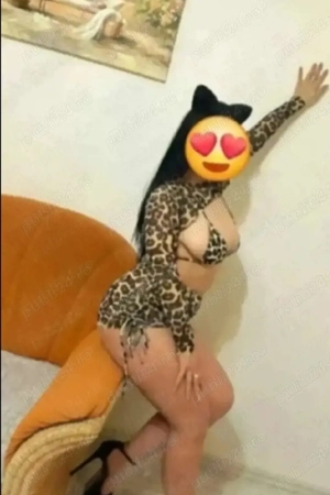 Bună sunt  Ema   sunt noua în oraș  doar o zi 