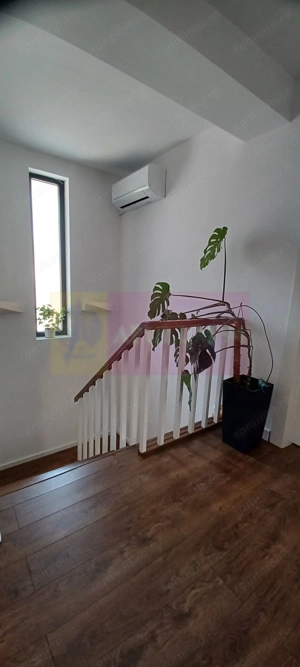 Săbăreni, casă P+1+pod, 5 camere, 130 mp utili, curte 470 mp - imagine 9