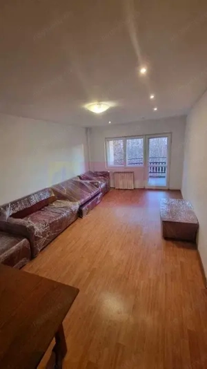 Vanzare apartament de 3 camere bd Unirii, vedere bulevard, 277.000e - imagine 5