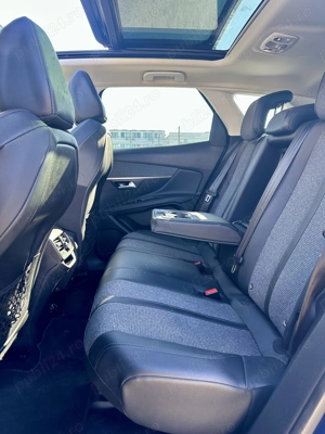 Peugeot 3008 1.2 benzina 130 cai Panoramic Incalzire scaune Masaj CarPlay Rate Garantie  - imagine 14