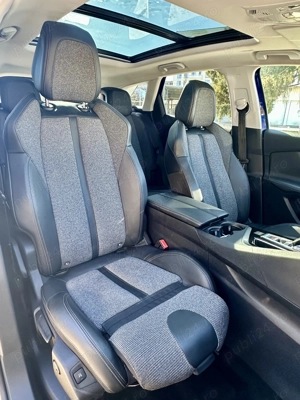 Peugeot 3008 1.2 benzina 130 cai Panoramic Incalzire scaune Masaj CarPlay Rate Garantie  - imagine 12