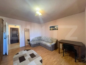 Garsoniera 28 mp, zona Big