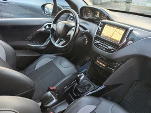 Peugeot 2008 PureTech 110 Stop&Start Allure - imagine 16