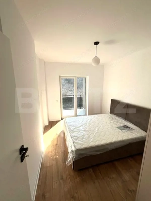 Apartament modern, 50 mp, parcare, balcon, zona Teilor - imagine 3