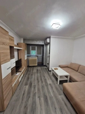 Garsonieră renovată 2025, parter, mobilată complet, zona Titan