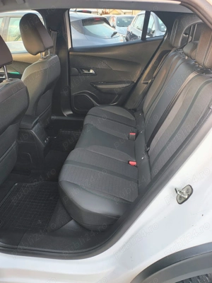 Peugeot 2008 PureTech 100 Stop&Start Allure - imagine 18