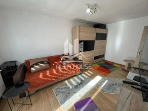 Vand apartament 1 camera zona Comisariat 