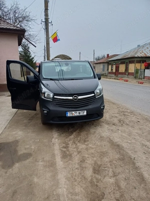 Vand opel vivaro stare excelenta proprietar.  - imagine 38