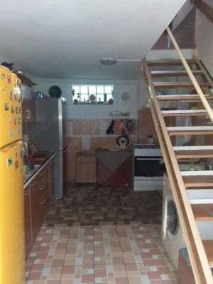 Vand central casa cu 4 camere, 270 mp teren - imagine 7