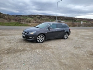Opel Astra J Sports Tourer 2013   1.7 CDTI negociabil - imagine 2