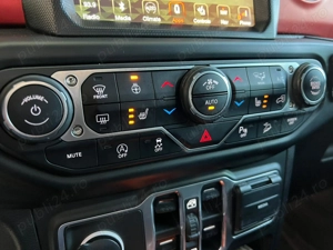 Jeep Wrangler Rubicon  - imagine 10