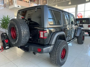 Jeep Wrangler Rubicon  - imagine 6